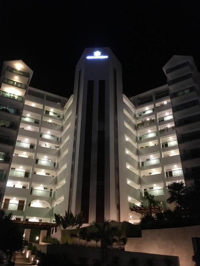 Cancun, Ocean Dream, Beautiful Aparment, Heart Of The Hotel Zone Buitenkant foto